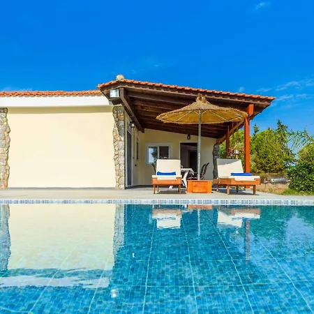 Kalimera By The Sea Villa *
